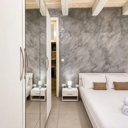 Apartamento Charming 1-bed In Historic By Sf Homes La Valeta