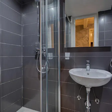 Charming 1-bed In Historic By Sf Homes La Valeta